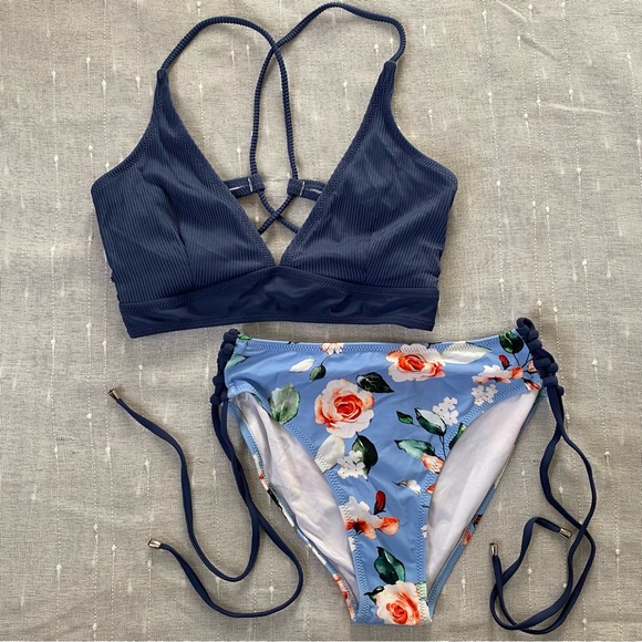 Cupshe Swim Cupshe Blue Floral Bikini Extra Large Poshmark